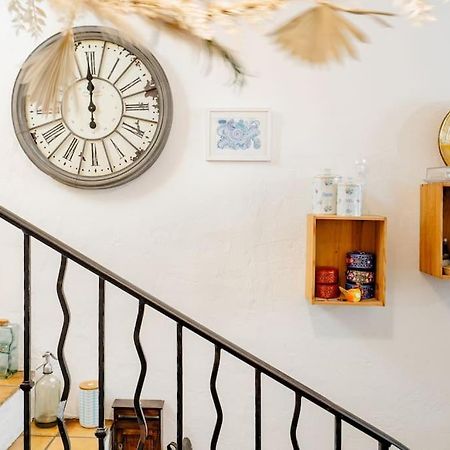 Chambre Atypique Dans Cafe Healthy Saint-Paul-de-Vence Zewnętrze zdjęcie