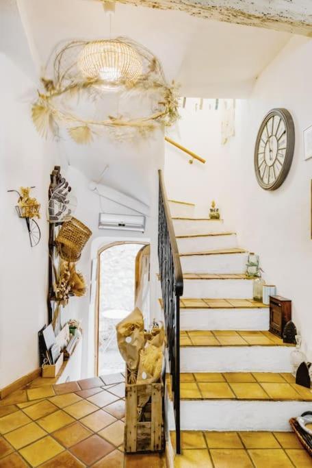 Chambre Atypique Dans Cafe Healthy Saint-Paul-de-Vence Zewnętrze zdjęcie