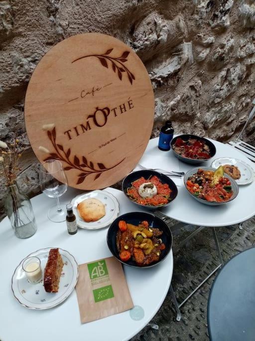 Chambre Atypique Dans Cafe Healthy Saint-Paul-de-Vence Zewnętrze zdjęcie